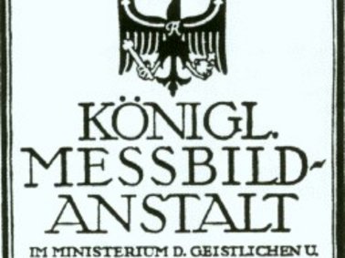 Fig. 7: Das Logo der preußischen Meßbildanstalt.